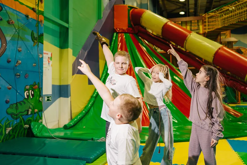 Мстители: перчатка бесконечности